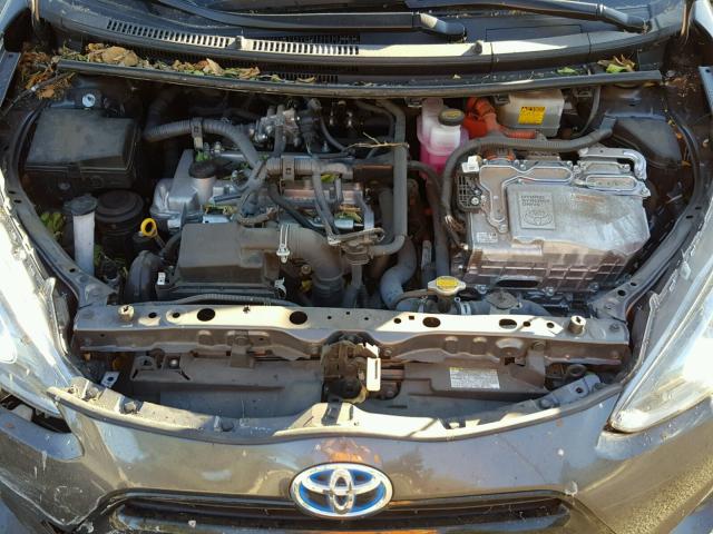 JTDKDTB3XF1104827 - 2015 TOYOTA PRIUS C CHARCOAL photo 7