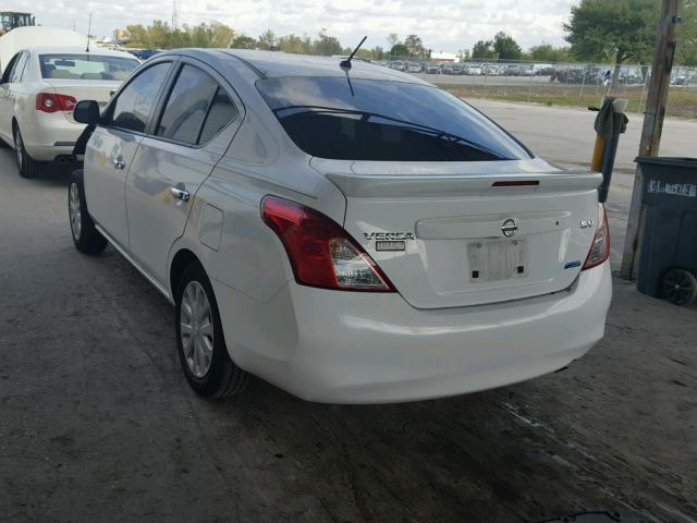 3N1CN7AP8DL866446 - 2013 NISSAN VERSA S WHITE photo 3