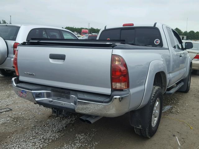 5TETU62N18Z573806 - 2008 TOYOTA TACOMA PRE GRAY photo 4