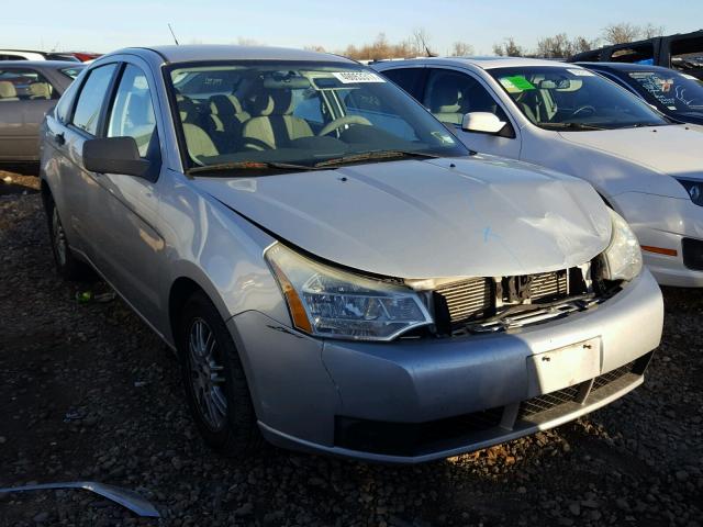 1FAHP35N69W104965 - 2009 FORD FOCUS SE SILVER photo 1