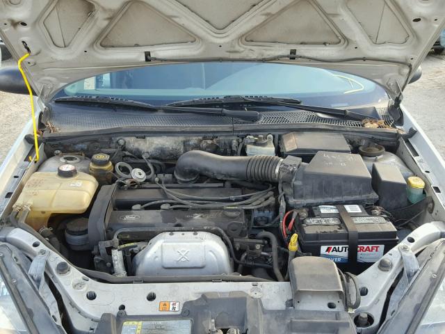 1FAFP36343W138883 - 2003 FORD FOCUS SE SILVER photo 7