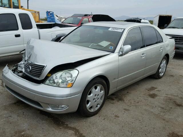 JTHBN30F520071597 - 2002 LEXUS LS 430 SILVER photo 2