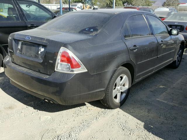 3FAHP07Z67R272832 - 2007 FORD FUSION SE CHARCOAL photo 4