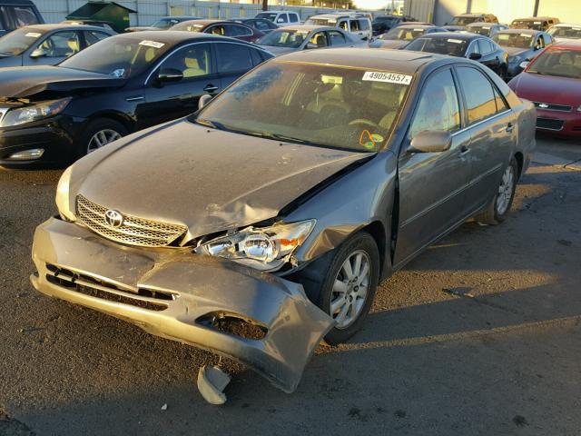 4T1BE30K43U667708 - 2003 TOYOTA CAMRY LE GRAY photo 2