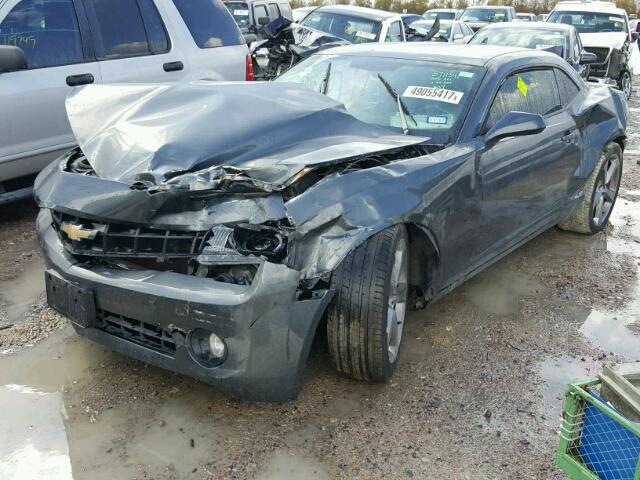 2G1FC1E35D9198492 - 2013 CHEVROLET CAMARO LT GRAY photo 2