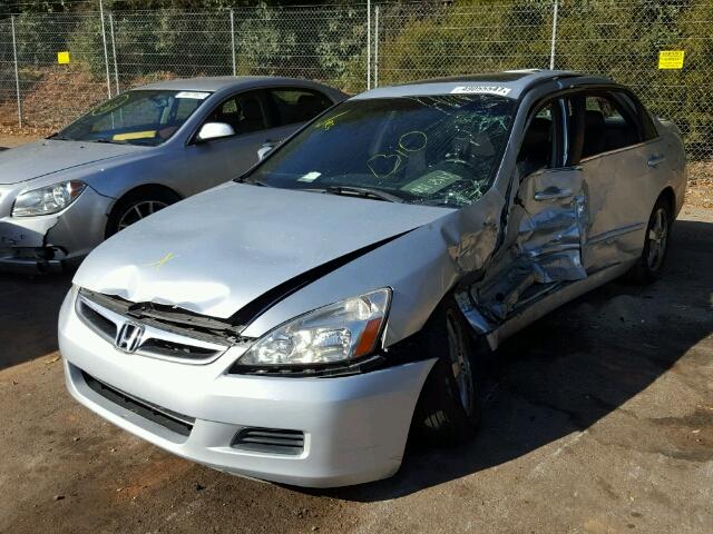 JHMCN36436C002258 - 2006 HONDA ACCORD HYB SILVER photo 2