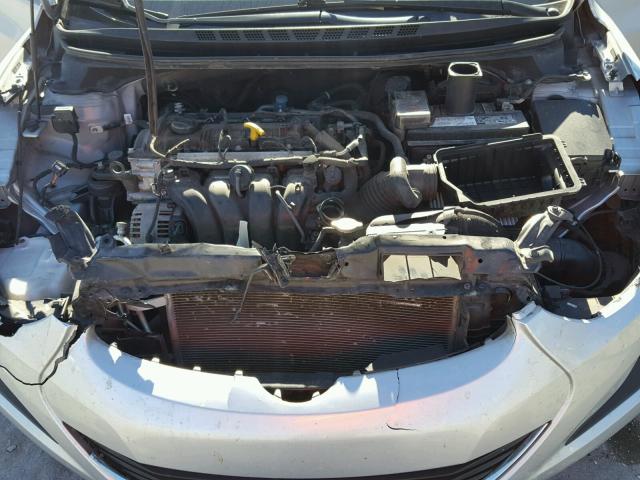 5NPDH4AE5EH481143 - 2014 HYUNDAI ELANTRA SE SILVER photo 7