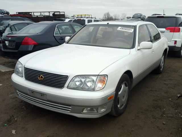 JT8BH28F2W0116085 - 1998 LEXUS LS 400 WHITE photo 2