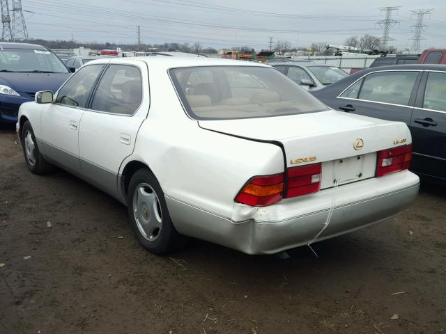 JT8BH28F2W0116085 - 1998 LEXUS LS 400 WHITE photo 3