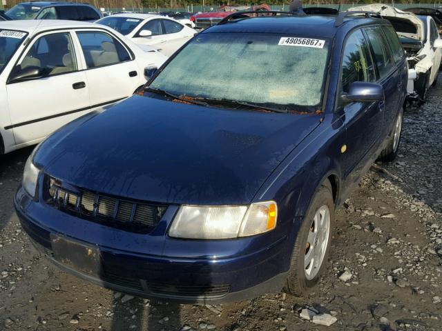 WVWNA23B7YE086031 - 2000 VOLKSWAGEN PASSAT GLS BLUE photo 2