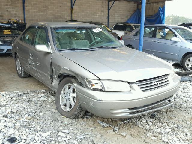 4T1BF28K0XU085915 - 1999 TOYOTA CAMRY LE BROWN photo 1