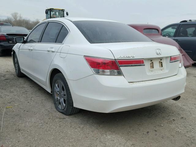 1HGCP2F49CA088738 - 2012 HONDA ACCORD LXP WHITE photo 3