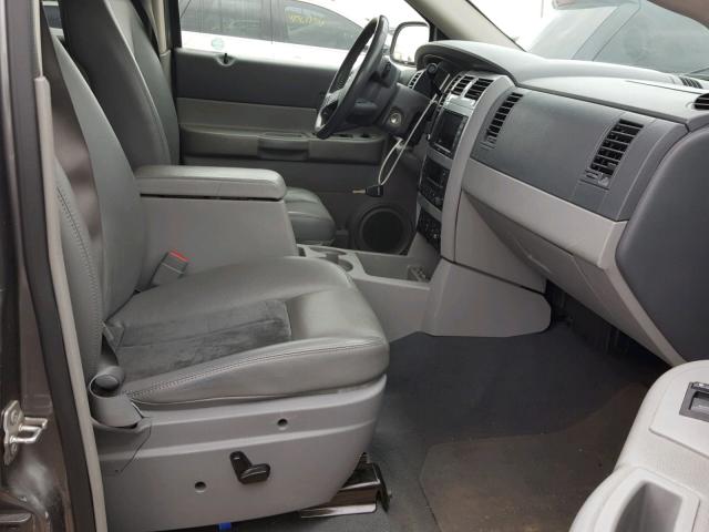 1D8HB58NX8F137306 - 2008 DODGE DURANGO LI SILVER photo 5