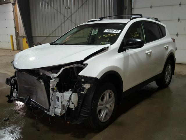 JTMBFREV2D5014510 - 2013 TOYOTA RAV4 LE WHITE photo 2