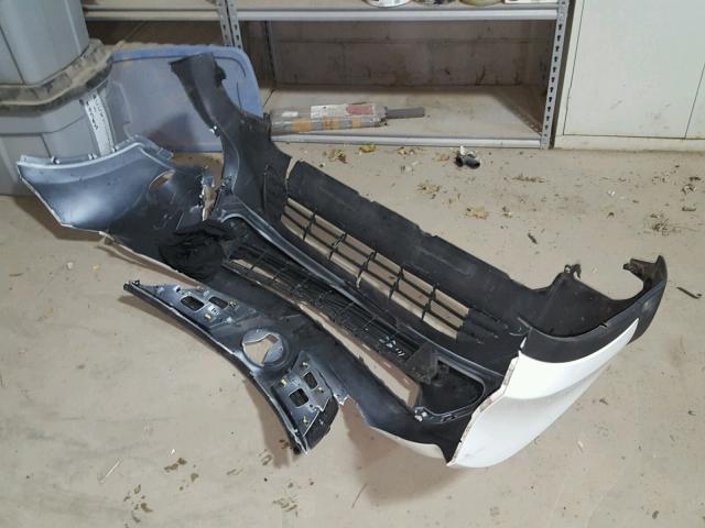 JTMBFREV2D5014510 - 2013 TOYOTA RAV4 LE WHITE photo 9