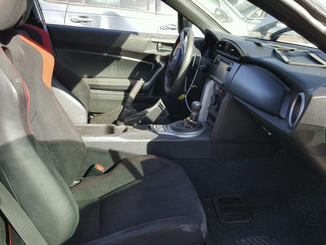 JF1ZNAA1XE8703593 - 2014 TOYOTA SCION FR-S 白色 照片 5