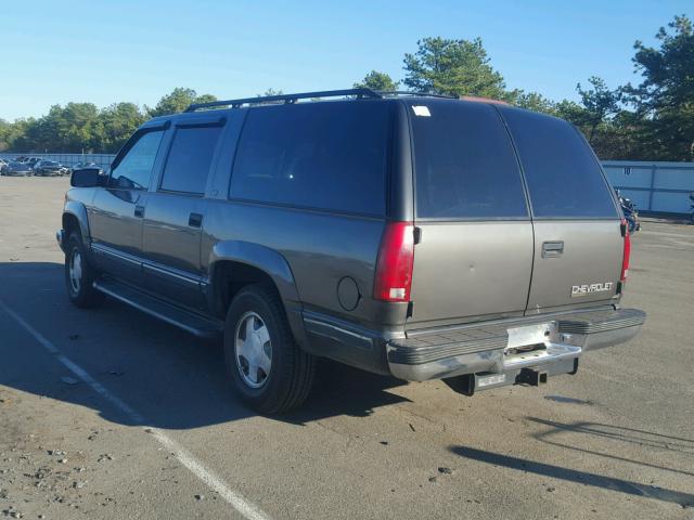 3GNFK16R1XG142306 - 1999 CHEVROLET SUBURBAN K GRAY photo 3