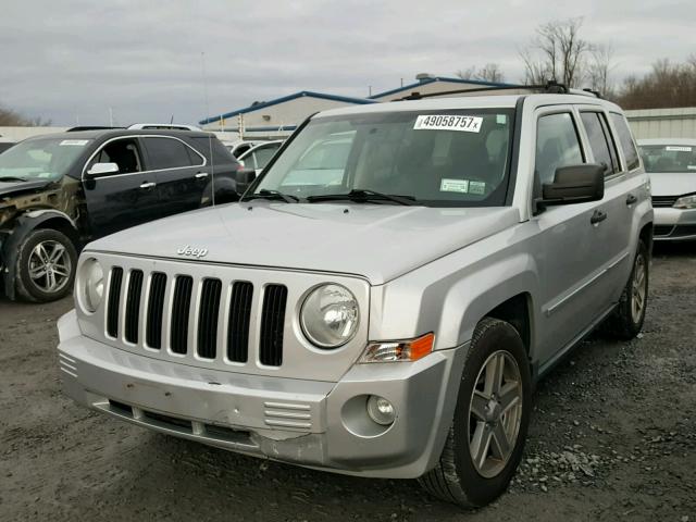 1J8FF48W57D326025 - 2007 JEEP PATRIOT LI SILVER photo 2