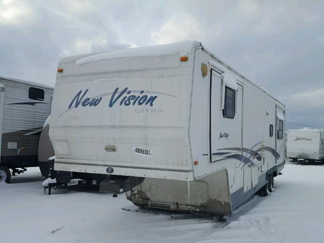 4EZFS3528YS096474 - 2000 ULTR MOTORHOME WHITE photo 2