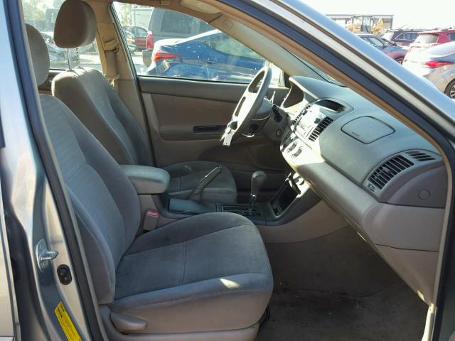 4T1BE30KX5U597005 - 2005 TOYOTA CAMRY LE 绿色 照片 5