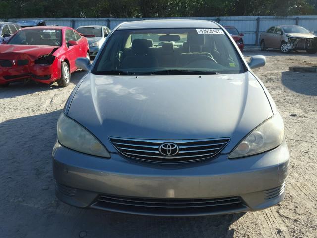 4T1BE30KX5U597005 - 2005 TOYOTA CAMRY LE 绿色 照片 9