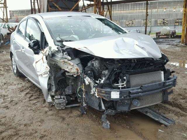 KNADM4A3XG6565575 - 2016 KIA RIO LX Արծաթագույն լուսանկար 1