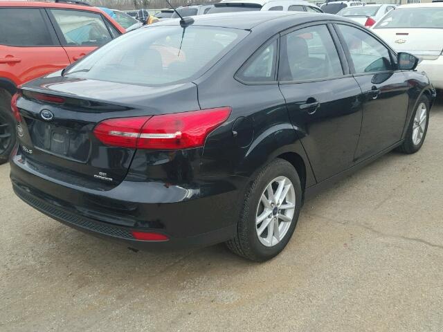 1FADP3F23FL346354 - 2015 FORD FOCUS SE BLACK photo 4