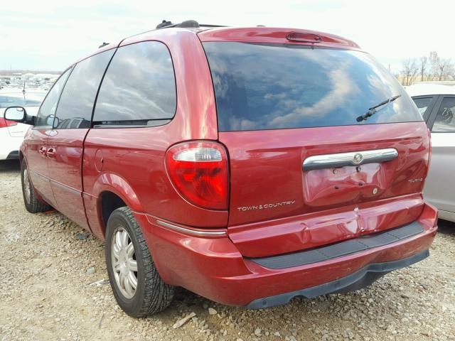 2C4GP54L15R429821 - 2005 CHRYSLER TOWN & COU RED photo 3