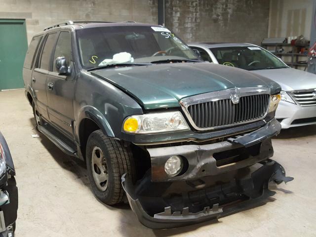 5LMPU28A8YLJ09451 - 2000 LINCOLN NAVIGATOR GREEN photo 1