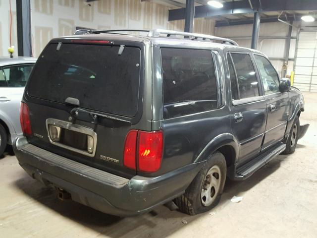 5LMPU28A8YLJ09451 - 2000 LINCOLN NAVIGATOR GREEN photo 4