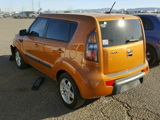 KNDJT2A29B7296119 - 2011 KIA SOUL + ORANGE photo 3