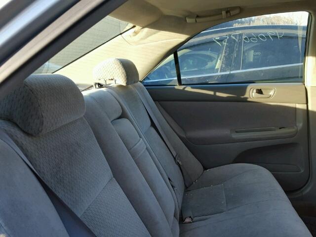4T1BF32K64U586625 - 2004 TOYOTA CAMRY LE 银色 照片 6