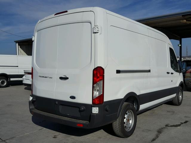 1FTYR2CM1HKA86440 - 2017 FORD TRANSIT T- WHITE photo 4