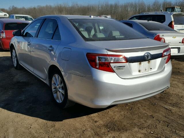 4T4BF1FK4CR252631 - 2012 TOYOTA CAMRY BASE ვერცხლისფერი ფოტო 3