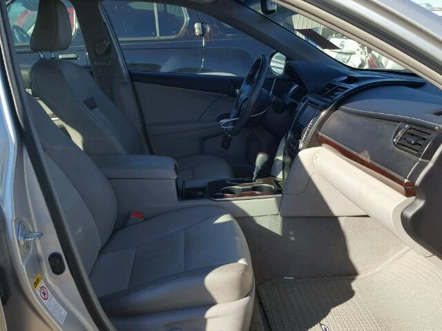 4T4BF1FK4CR252631 - 2012 TOYOTA CAMRY BASE ვერცხლისფერი ფოტო 5