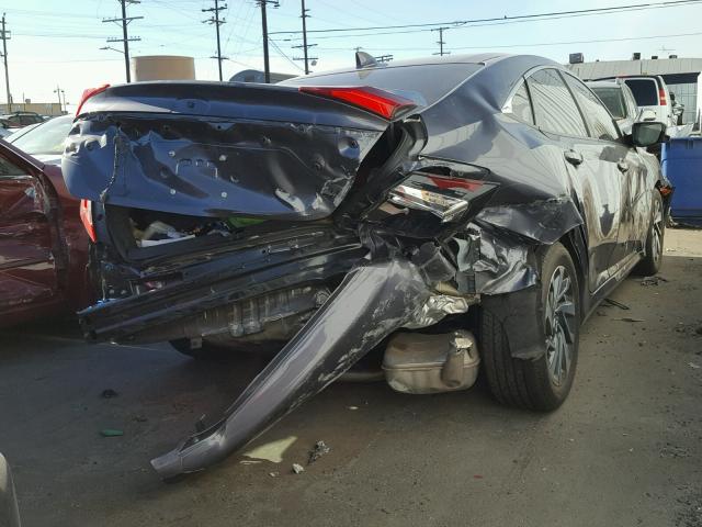 2HGFC2F71HH522341 - 2017 HONDA CIVIC EX ნაცრისფერი ფოტო 4