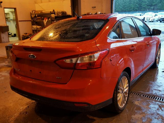 1FAHP3H26CL251510 - 2012 FORD FOCUS SEL RED photo 4