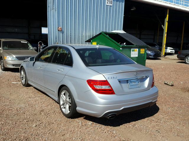 WDDGF4HB7EA959672 - 2014 MERCEDES-BENZ C 250 SILVER photo 3