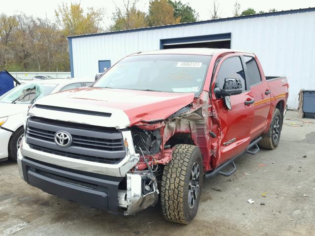 5TFDW5F13FX468544 - 2015 TOYOTA TUNDRA CRE RED photo 2