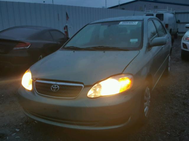 2T1BR32E27C766126 - 2007 TOYOTA COROLLA CE GREEN photo 2