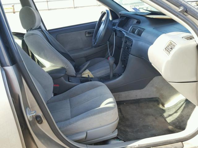 4T1BG22KXYU637153 - 2000 TOYOTA CAMRY CE GRAY photo 5