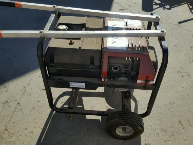 FA22753 - 2008 HONDA GENERATOR RED photo 5