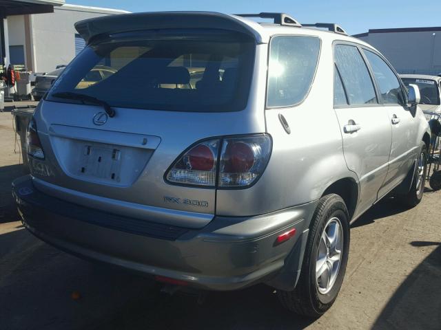 JTJGF10U810093158 - 2001 LEXUS RX 300 GRAY photo 4