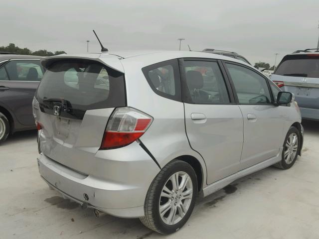 JHMGE8H57BC015688 - 2011 HONDA FIT SPORT SILVER photo 4