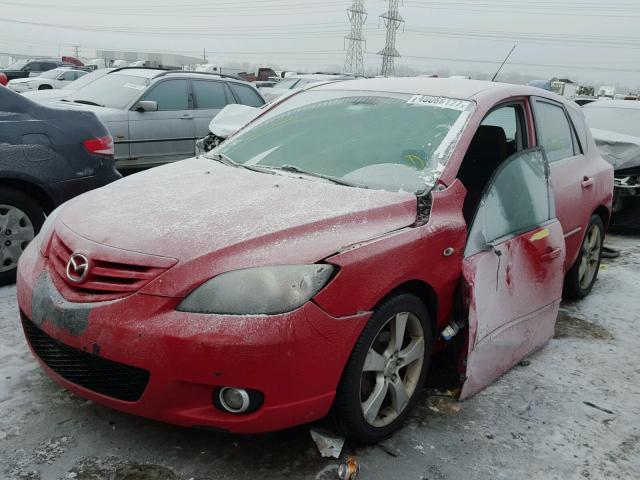 JM1BK143761501791 - 2006 MAZDA 3 HATCHBAC RED photo 2