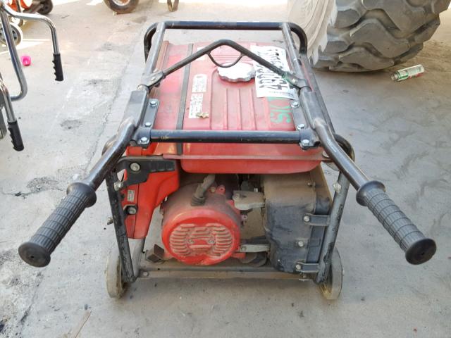 EA73019825 - 2006 HONDA GENERATOR RED photo 2