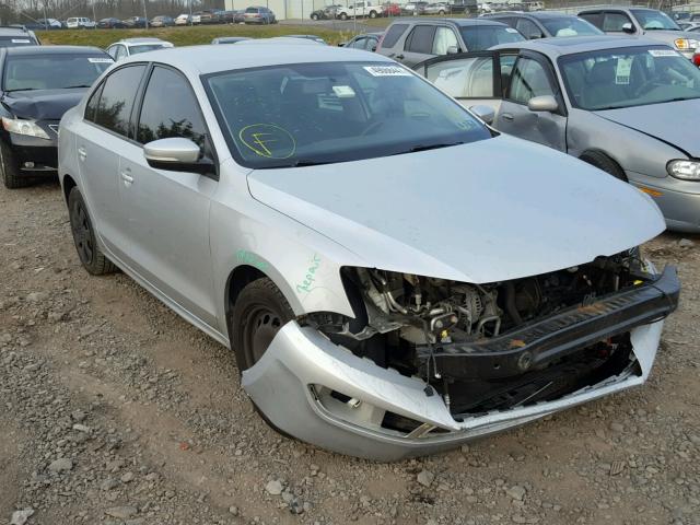 3VWDZ7AJ4BM325898 - 2011 VOLKSWAGEN JETTA SE SILVER photo 1