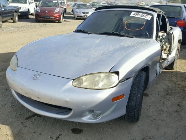 JM1NB353420222984 - 2002 MAZDA MX-5 MIATA SILVER photo 2