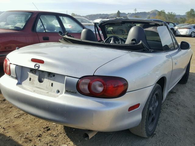 JM1NB353420222984 - 2002 MAZDA MX-5 MIATA SILVER photo 4