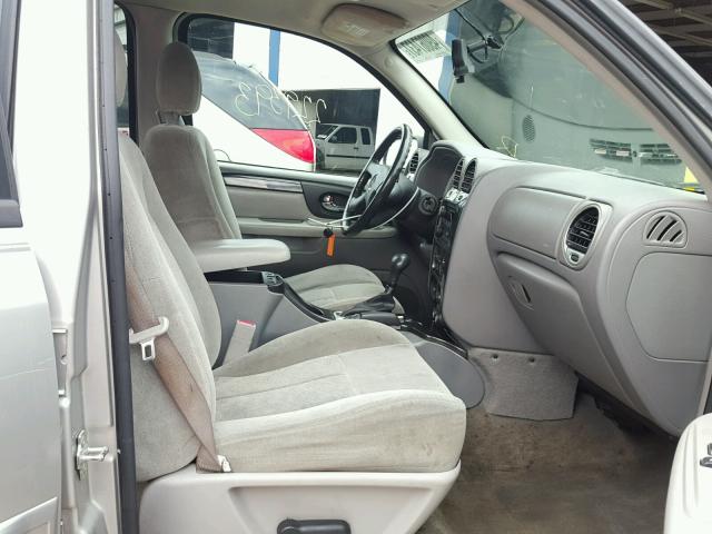 1GKES16S856115520 - 2005 GMC ENVOY XL SILVER photo 4